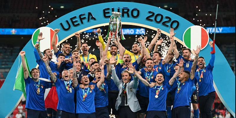 Hành trình đầy kịch tính của đội vô địch Euro 2020